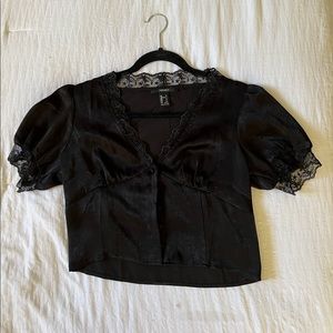 buttoned faux silk blouse with lace trimmings